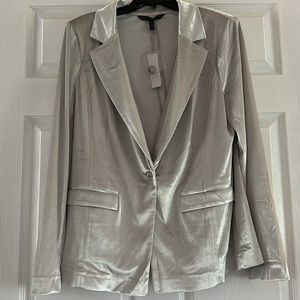 New with Tags WHITE HOUSE BLACK MARKET Velvet Blazer in Lunar Color WHBM.  XL